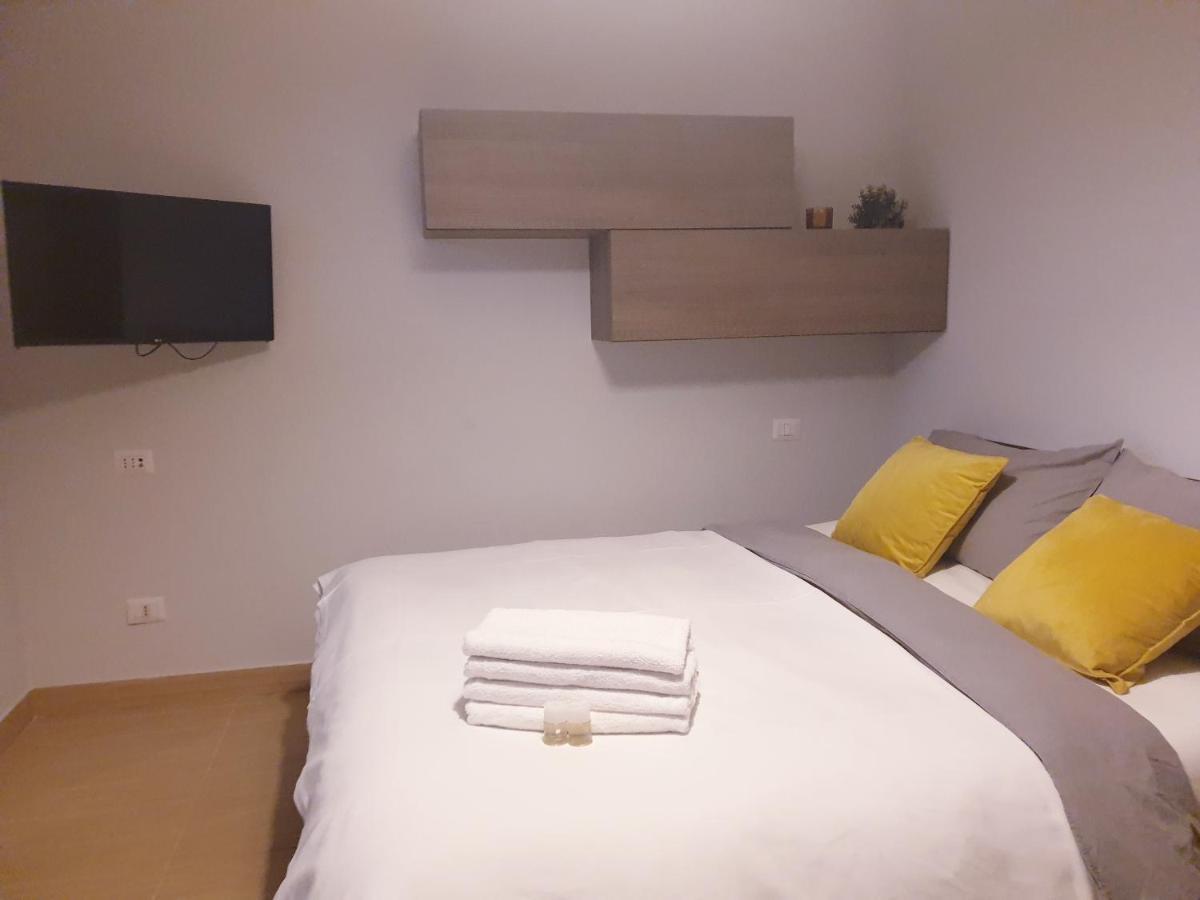 קורמאנו Michelangelo Apartments מראה חיצוני תמונה